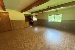 820 Avenue L, Dickinson, TX 77539 - Photo 16