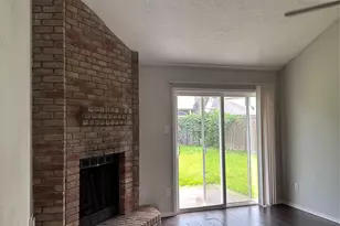 19530 Gladewater Dr, Tomball, TX 77375 - Photo 4