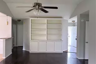 19530 Gladewater Dr, Tomball, TX 77375 - Photo 2