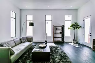 317 E 2nd St, Houston, TX 77007 - Photo 10