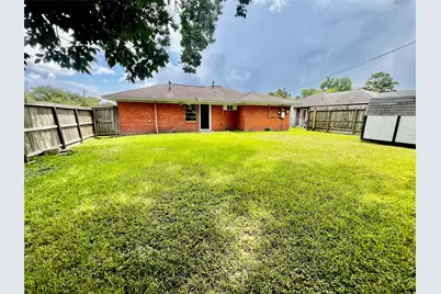 2102 Blueberry Lane, Pasadena, TX 77502 - Photo 24