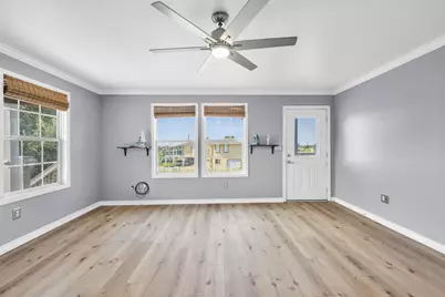 2005 Madison Avenue, Port Bolivar, TX 77650 - Photo 4