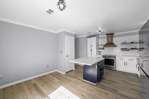 2005 Madison Ave, Port Bolivar, TX 77650 - Photo 14