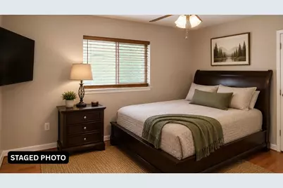 10070 Green Valley Lane, Houston, TX 77064 - Photo 10