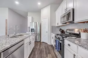 19242 Red Cascade Ct, Tomball, TX 77377 - Photo 6