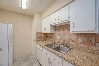 6410 Del Monte Drive #5, Houston, TX 77057 - Photo 14