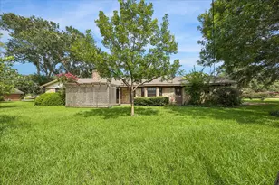 7605 Becky Ln, Wallis, TX 77485 - Photo 14