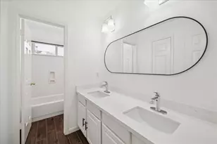 11811 Keswick Pines Ln, Houston, TX 77066 - Photo 10