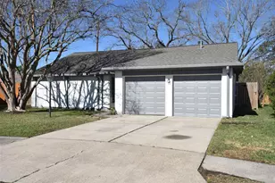 2711 Goldspring Ln, Spring, TX 77373 - Photo 2