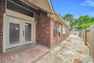 11219 Timbercreek Falls Drive, Houston, TX 77095 - Photo 16