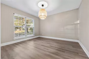 215 Acorn Tree Ct, Spring, TX 77388 - Photo 6