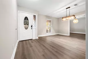 215 Acorn Tree Ct, Spring, TX 77388 - Photo 4