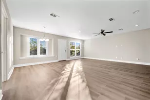 215 Acorn Tree Ct, Spring, TX 77388 - Photo 10