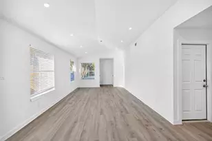 13815 Bay Gardens Dr Dr, Sugar Land, TX 77498 - Photo 8