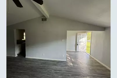 1301 Truman Street, Cleveland, TX 77327 - Photo 2