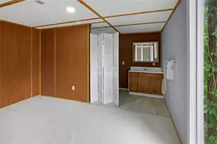 290 Wisteria Dr, Livingston, TX 77351 - Photo 16