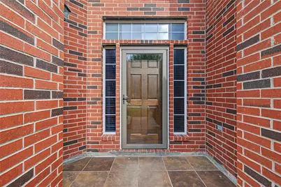 219 Nina Lane Lane W, Stafford, TX 77477 - Photo 4