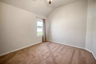 4213 Leslie's Way, Dickinson, TX 77539 - Photo 12