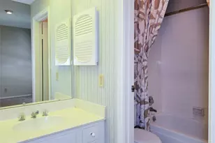 11711 Memorial Dr, Houston, TX 77024 - Photo 22