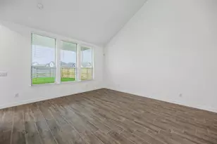 13805 Ballast Grn Dr, Texas City, TX 77568 - Photo 12
