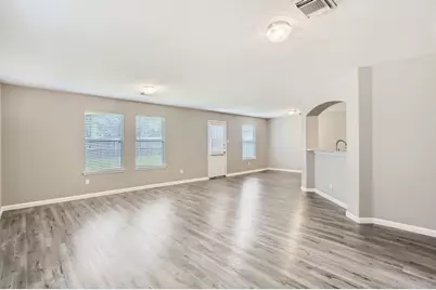 11746 Elizabeth Court, Pinehurst, TX 77362 - Photo 6