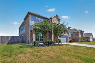 11319 Youngquist Dr, Mont Belvieu, TX 77535 - Photo 2