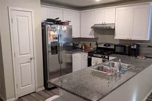 12902 Links Beach, San Antonio, TX 78221 - Photo 6