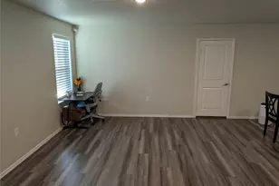 12902 Links Beach, San Antonio, TX 78221 - Photo 4