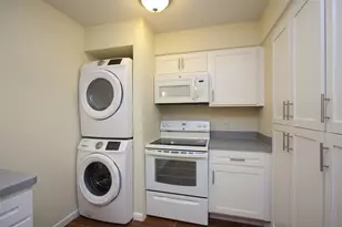 3520 Garrott, Houston, TX 77006 - Photo 8