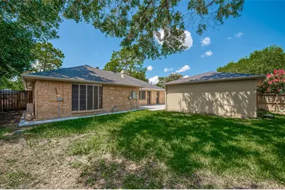 13914 Fawnbrake Drive, Sugar Land, TX 77498 - Photo 46