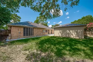 13914 Fawnbrake Dr, Sugar Land, TX 77498 - Photo 46