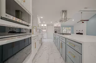 13914 Fawnbrake Dr, Sugar Land, TX 77498 - Photo 18