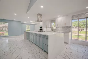 13914 Fawnbrake Dr, Sugar Land, TX 77498 - Photo 12