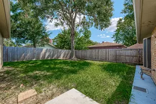 13914 Fawnbrake Dr, Sugar Land, TX 77498 - Photo 48