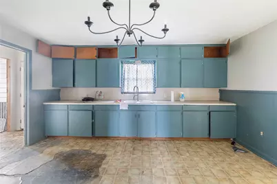 411 N Baron Street, Bellville, TX 77418 - Photo 4
