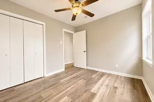 210 Laurel St, Lake Jackson, TX 77566 - Photo 8