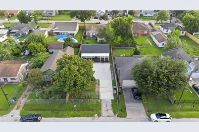 321 Reid Street, Houston, TX 77022 - Photo 34