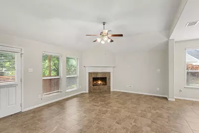 10810 Highpoint Lane, Montgomery, TX 77356 - Photo 2