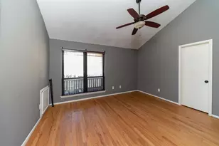 9400 Doliver Dr, Houston, TX 77063 - Photo 20