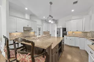 12061 Oak Forest Ln, Conroe, TX 77385 - Photo 12