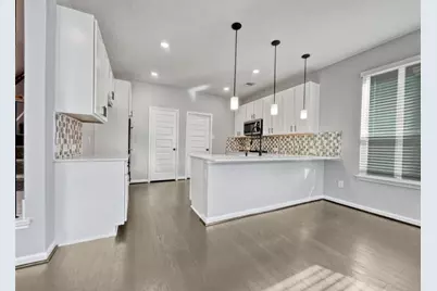8627 Cedar Plains Lane, Houston, TX 77080 - Photo 4