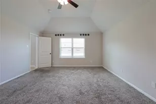 3911 Summerlin Ct, Baytown, TX 77521 - Photo 20