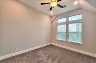 35 Silver Rock Dr, Tomball, TX 77375 - Photo 10