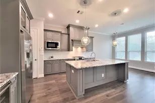 35 Silver Rock Dr, Tomball, TX 77375 - Photo 4