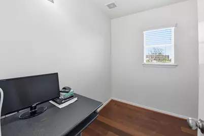 8702 Challis Park Court, Houston, TX 77040 - Photo 32