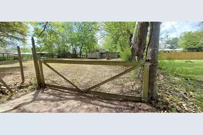 324 E Second Street, Groveton, TX 75845 - Photo 16