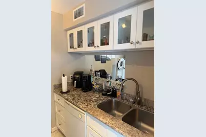 6111 Beverly Hill Street #35, Houston, TX 77057 - Photo 10