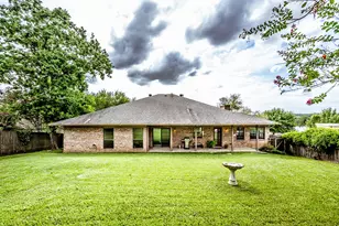 1623 Greenbriar Dr, Huntsville, TX 77340 - Photo 42