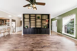 1623 Greenbriar Dr, Huntsville, TX 77340 - Photo 8