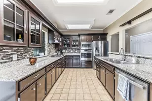 1623 Greenbriar Dr, Huntsville, TX 77340 - Photo 12